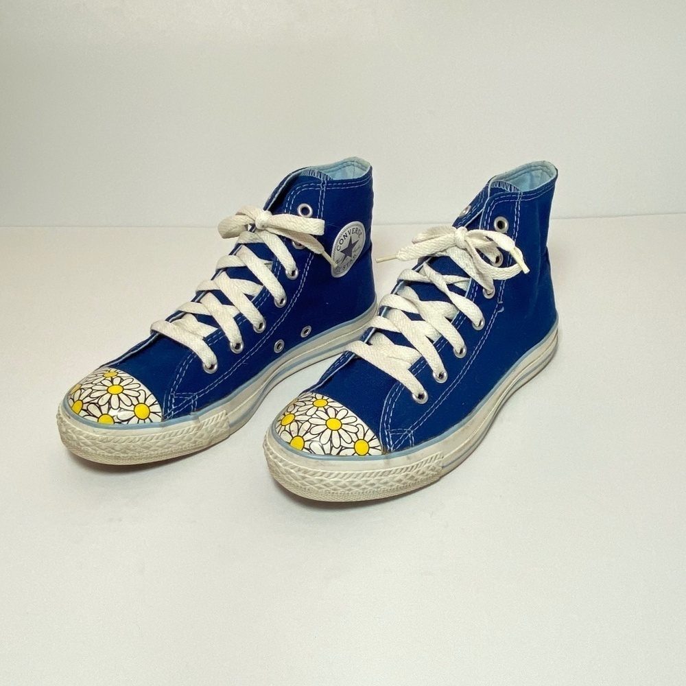 Converse High (Limited Edition) Top Blue / Daisies Size: M3/W5 Unisex - Picture 6 of 13